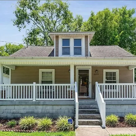 Monthly Near Nashville-downtown Holiday home