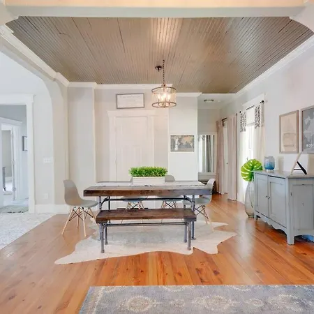 Holiday home Charming