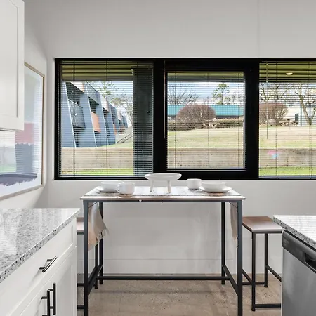 Apartment 295 Plus Park Boulevard Hbr Nashville