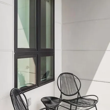 Apartment Chic Music Row Rooftop Deck With View Gym Office And