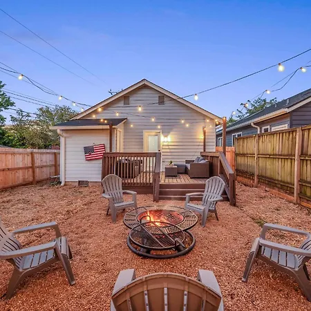 Fully Furnished With Deck Near Center *