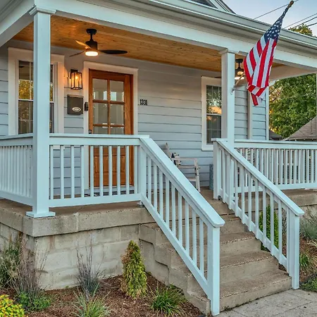 Fully Furnished With Deck Near Center * Nashville