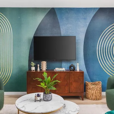 Luxury In The Gulch With Patio Pool Walk To Broadway Apartment Nashville