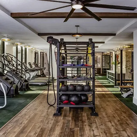 2-bed 2-bath Luxury Retreat * Nashville