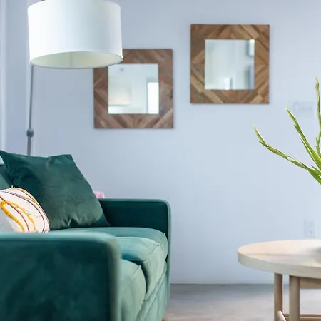 The Monroe By Avantstay Apartment