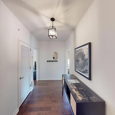 West End Getaway Apartment