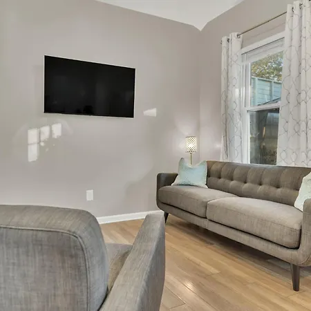 Greenwood With Covered Hot Tub, Fire Pit, And Outdoor Tv! * Nashville