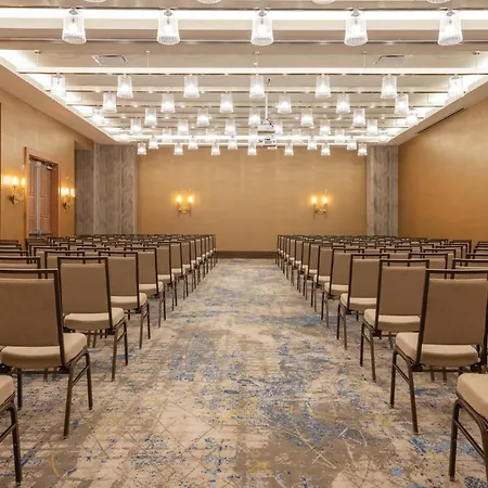 Hotel & Downtown - Broadway By Ihg 3*