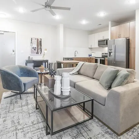 Landing Modern With Amazing Amenities *