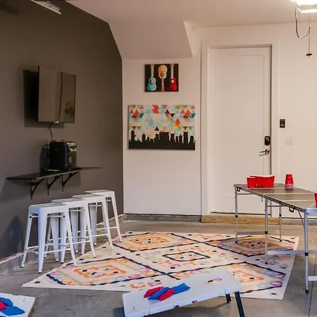 Huge Space 10 Beds Rooftop With City Views Nashville