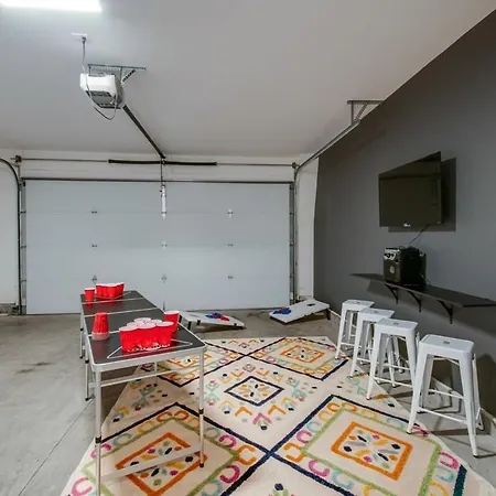 Holiday home Huge Space 10 Beds Rooftop With City Views Nashville