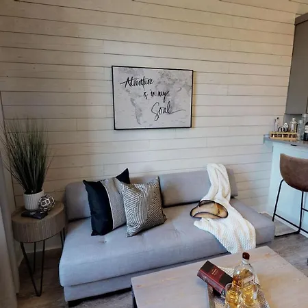 Great Location 1 Bedroom Sleeps 4 * Nashville
