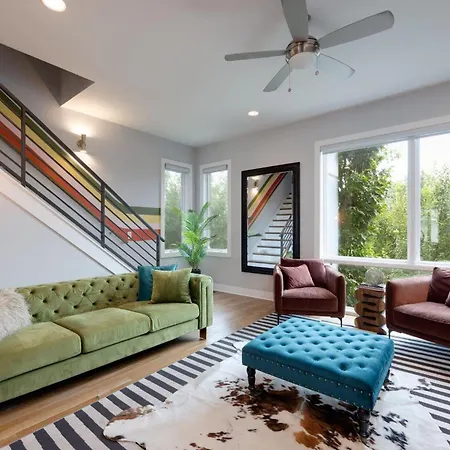 Holiday home Vivid Vocals - 4 Mins To Broadway - Rooftop Patio Nashville