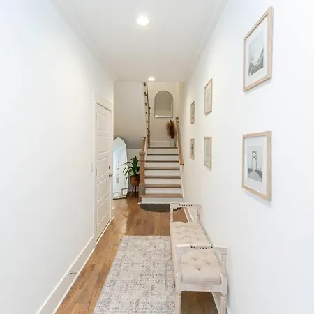 Holiday home Spacious W Rooftop Deck And Mural! 10 Min 2 Dt *