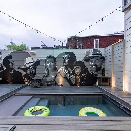 Luxury House - Heated Pool - In The Gulch - Walk Anywhere