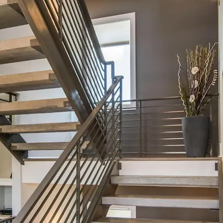 Great Location, Large - Roof Deck, Walk To Ni * Nashville