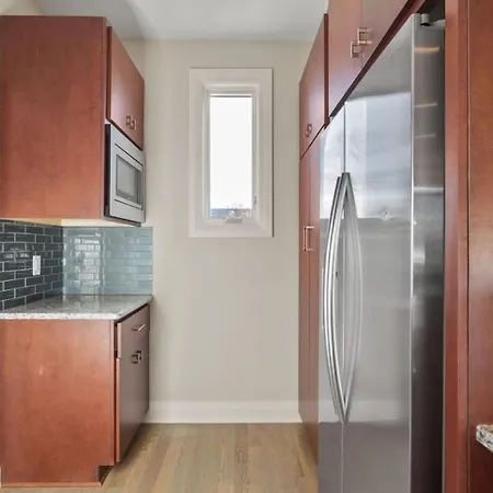Holiday home Steps To The Gulch 4Br 3,5 Ba Rooftop Wet Bar *