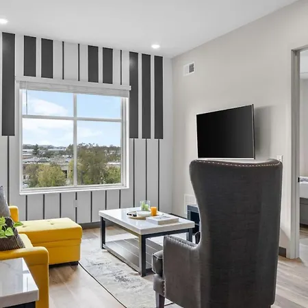 Alto 313 Apartment *