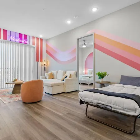 Alto 306 Apartment *
