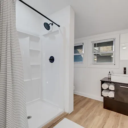 Charming Downtown Getaway Cozy Living Space * Nashville