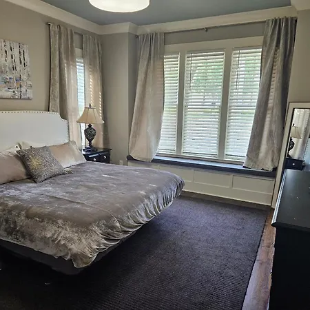 1103 Lawrence Ave Hbr Holiday home Nashville