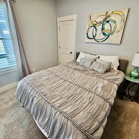 1103 Lawrence Ave Hbr *