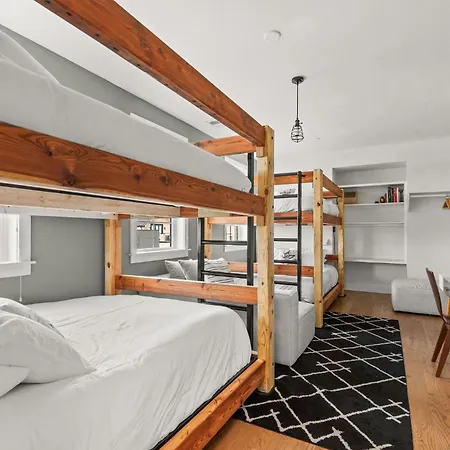 Holiday home Dream - Luxury 3br Townhouse With Rooftop View Nashville