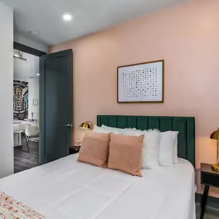 Apartment The Muse - Modern 2br With Private Balcony And Rooftop Access Nashville