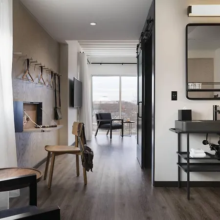 Moxy Vanderbilt Area 3* Nashville