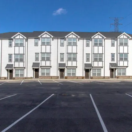 Minutes To Broadway Pet Friendly Escape Holiday home Nashville