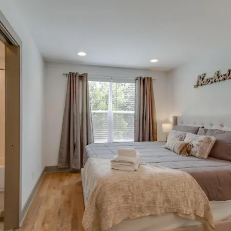 Beautiful Luxury Downtown Private Roofdeck Holiday home