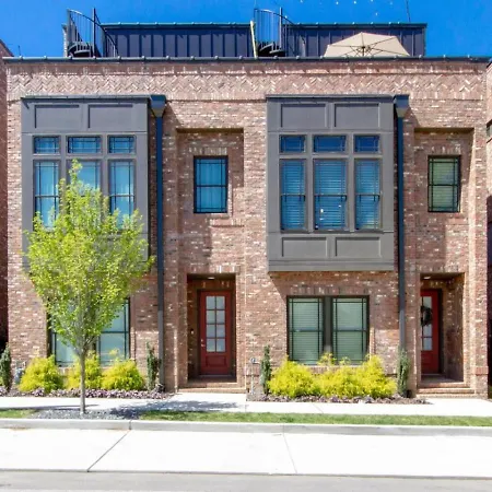 The Ultimate Double Rooftop Deck With Skyline Views *