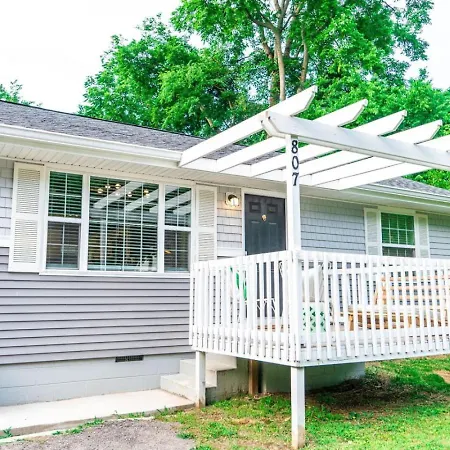 Eccentric East Nash Unique Design *