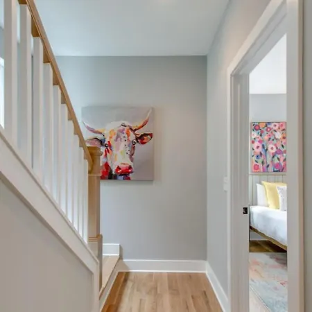 Gulch Mega Super Rooftop Premier Location Holiday home