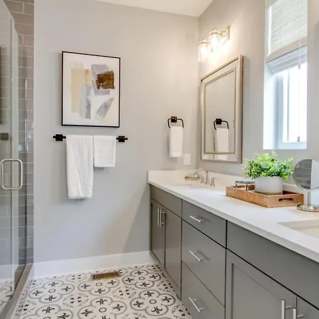 Gulch Mega Super Rooftop Premier Location Holiday home Nashville