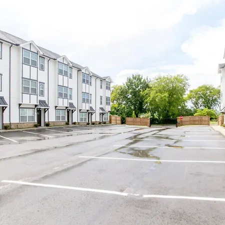 Minutes To Broadway Gorgeous Gated Townhome Nashville