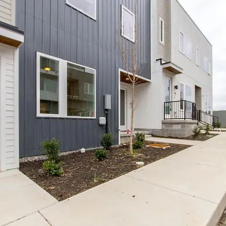 Overlook Luxury Amenities Minutes To Downtown Holiday home Nashville