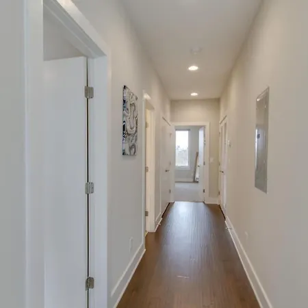 Overlook Luxury Amenities Minutes To Downtown *