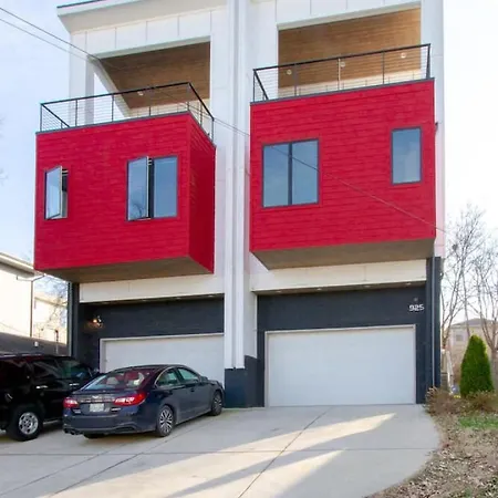 Panoramic View 8 Comfy Beds Multilevel Townhome Nashville