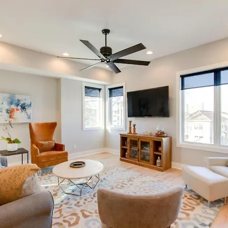 Panoramic View 8 Comfy Beds Multilevel Townhome * Nashville