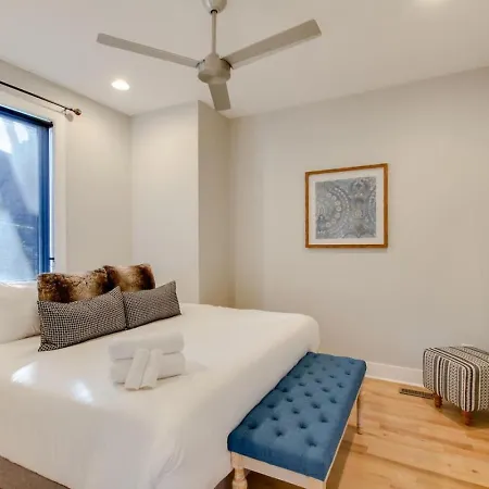 Holiday home Panoramic View 8 Comfy Beds Multilevel Townhome