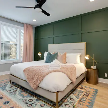 Luxury Downtown Townhome Elevated Skyline Views