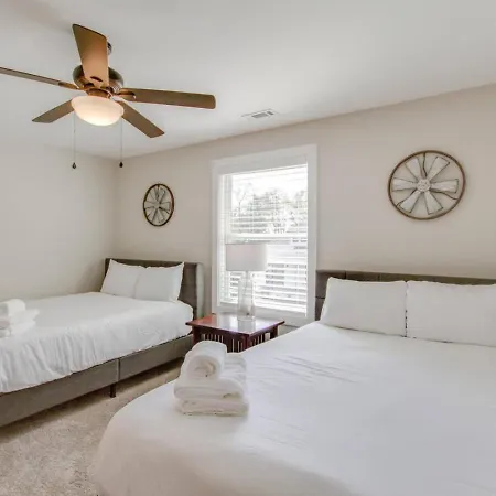 Holiday home Luxurious Extraordinaire Three Bedroom Downtown Action Nashville