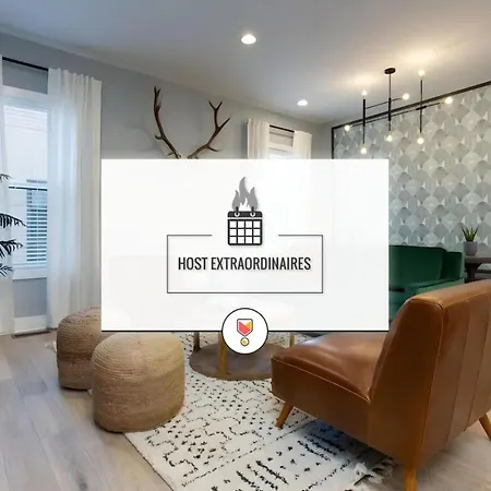 Luxury Downtown Townhome Elevated Skyline Views *
