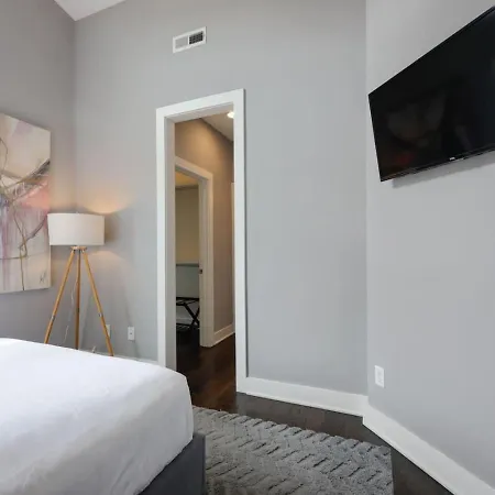 Southside Extraordinaire Walk To Gulch Lux Four Bedroom