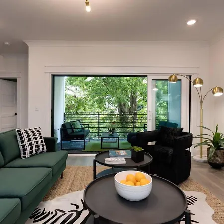 Super Luxury Maximum Space Gorgeous Decor