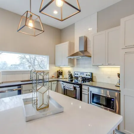 Holiday home Ultra Modern Pad Minutes To Downtown Comfortable Beds Nashville