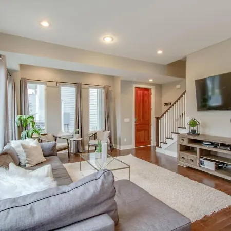 Ultra Modern Pad Minutes To Downtown Comfortable Beds Nashville