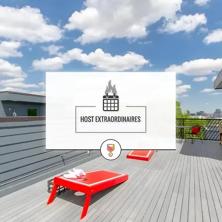 Holiday home Ultra Large Deck Skyline Views *