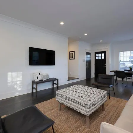 Luxurious Townhome Music Group Retreat * Nashville